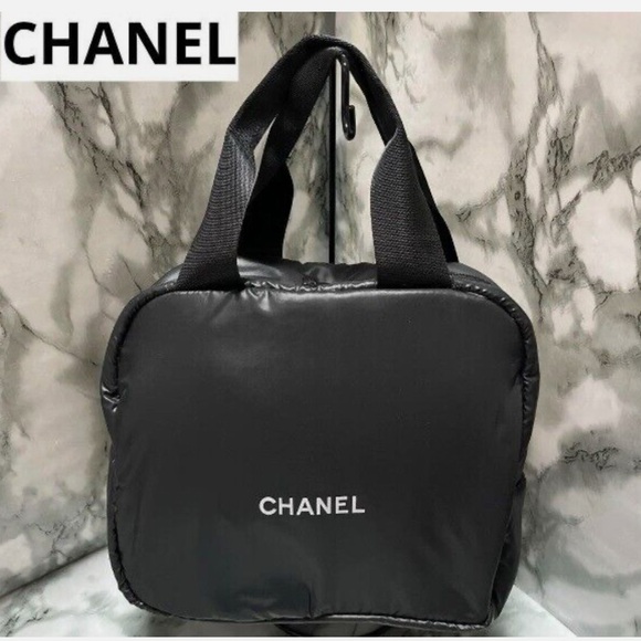 Chanel Mini Boston Black Makeup Cosmetic Clutch Bag💞 - Picture 1 of 16